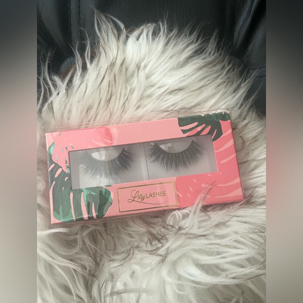Lilly Lashes 3D MINK MIAMI SHORT